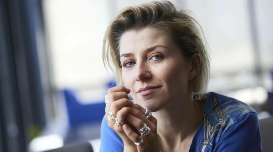 Mello-segraren Cornelia Jakobs behöver i sitt språkbruk tänka på att hon är en förebild för unga. Mello-segraren Cornelia Jakobs behöver i sitt språkbruk tänka på att hon är en förebild för unga.