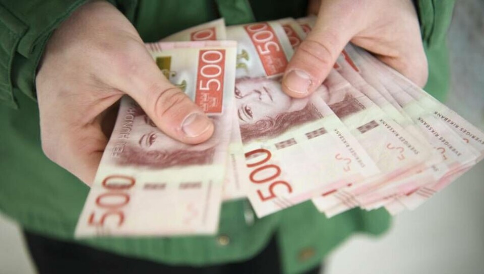 Att ställa krav på den som tar emot bidrag är inte obibliskt, menar ledarskribenten. Att ställa krav på den som tar emot bidrag är inte obibliskt, menar ledarskribenten.