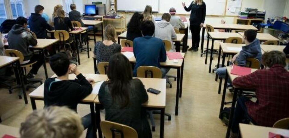 På religionskunskapen i svenska skolor är ofta utgångspunkten att ateism är det normala och tro något som hör historien till, visar en ny avhandling.