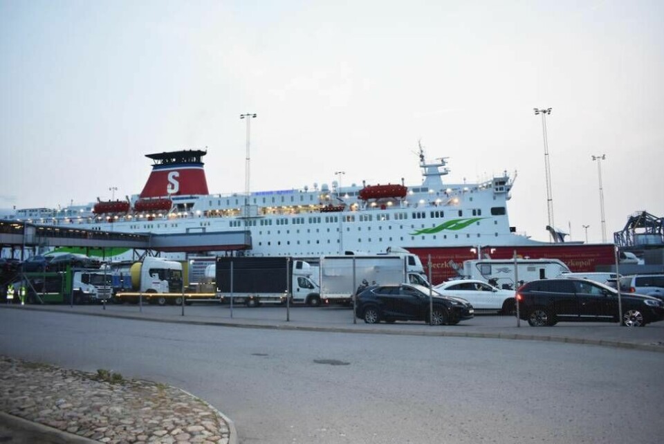 Några timmar efter att två passagerare fallit överbord ute på öppet hav nådde färjan Stena Spirit hamnen i Karlskrona. Foto: Ola Karlman