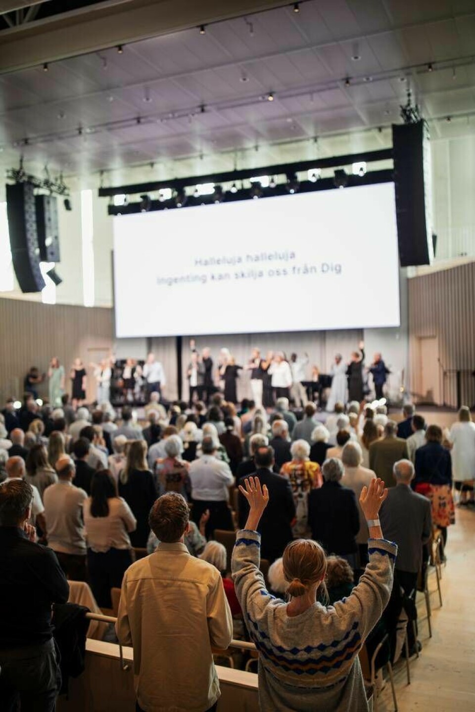 Gudstjänstfirande var en central del under invigningen av den nya Smyrnakyrkan. Foto: Kalle Lundin