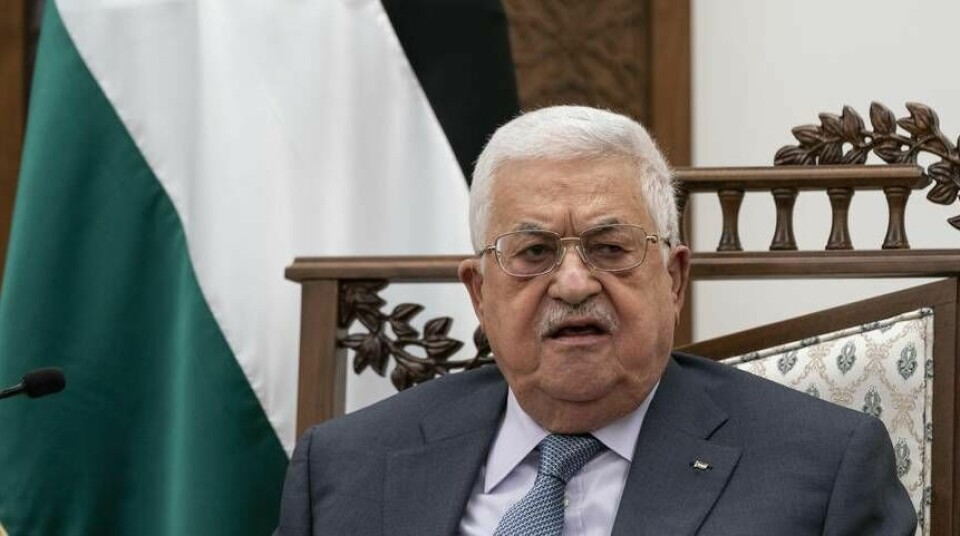 I augusti höll palestinske ledaren Mahmoud Abbas ett grovt antisemitiskt tal, där han hävdade att Europas judar var tatarer som utvandrat från öst. Därmed var alltså inte Hitler antisemit, menade han, och påstod att judarna förföljdes enbart på grund av sin livsstil.