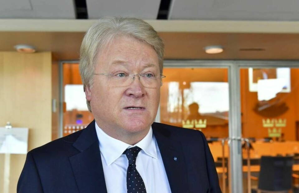 Lars Adaktusson (KD) är kritisk till hur Dagens Nyheter har rapporterat om hur han har röstat gällande abortfrågan i EU-parlamentet. Foto: Jonas Ekströmer/TT & Henrik Montgomery/TT
