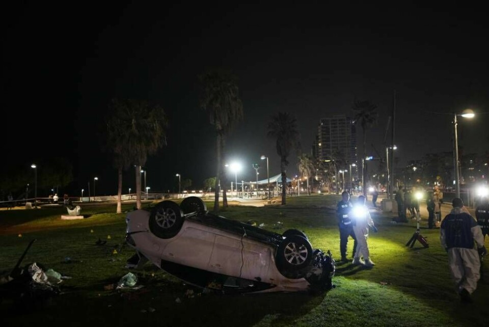 En bilist körde in i en folkmassa i Tel Aviv på fredagen. Foto: Ariel Schalit/AP/TT
