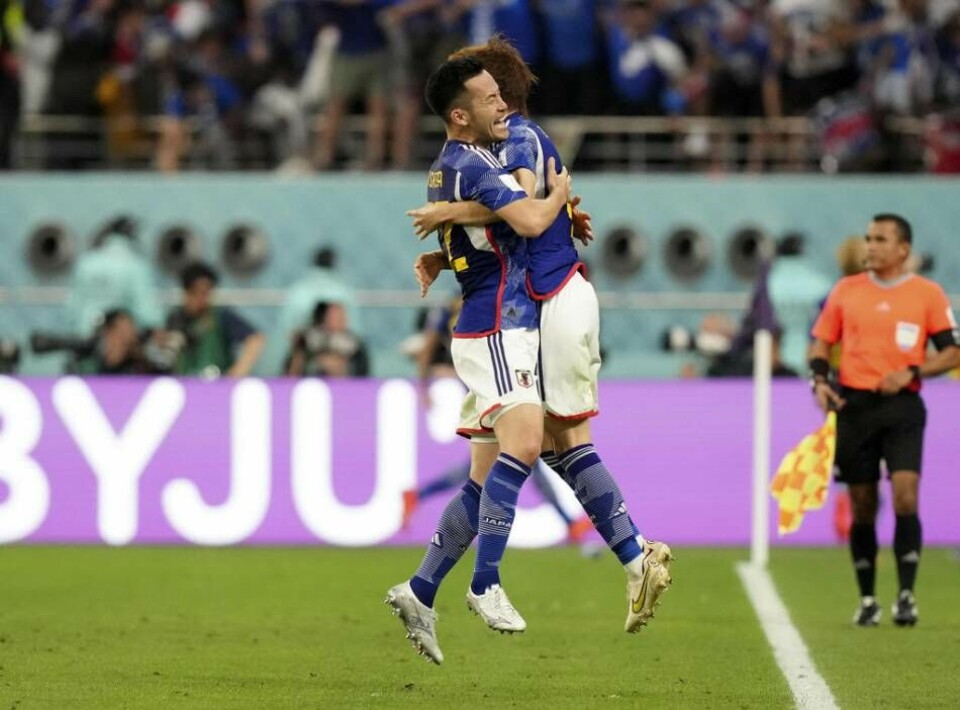 Japan överraskade många när laget besegrade ex-världsmästaren Tyskland i fotbolls-VM i Qatar. Foto: Matthias Schrader/AP/TT