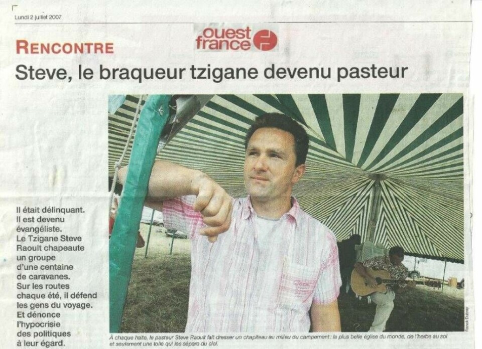 År 2007 publicerade Frankrikes största dagstidning, Ouest-France, en artikel om den tidigare fängelseinternen Steve Raoult, rånaren som blev pastor. Foto: Privat