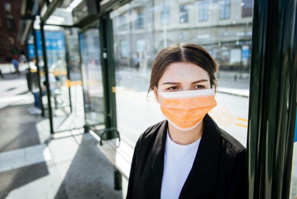 Det finns flera saker att tänka på innan du sätter på dig ett munskydd. Det finns flera saker att tänka på innan du sätter på dig ett munskydd.