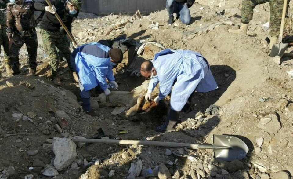 En massgrav med kroppar efter irakiska civila som tros ha dödats av Islamiska staten upptäcktes i Ramadi i januari. Europaparlamentet slår nu fast att terrorgruppens övergrepp mot minoritetsgrupper är ett folkmord.