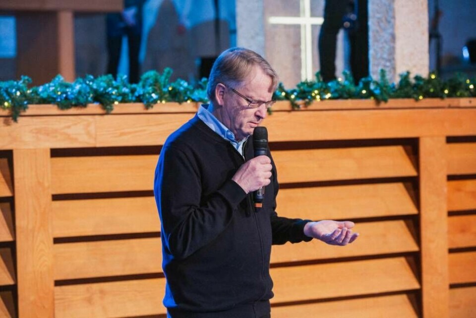 Leif Boström, en församlingsmedlem i Livets Ord, framförde det profetiska budskapet. Foto: Livets Ord