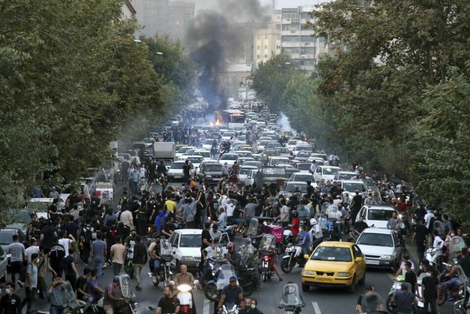 Protesterna i Iran har pågått i flera månader. Foto: AP/TT