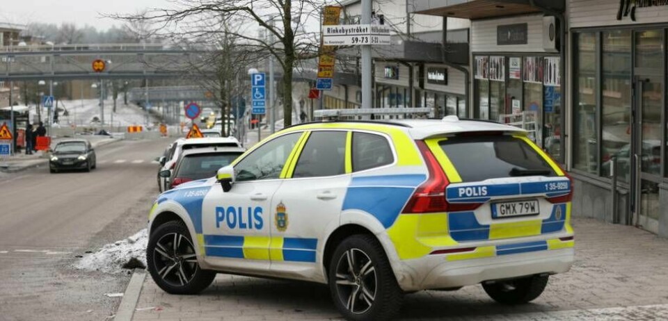 En del politiker anser att bron över till Ursvik riskerar spridning av gängkriminalitet från det utsatta området Rinkeby.