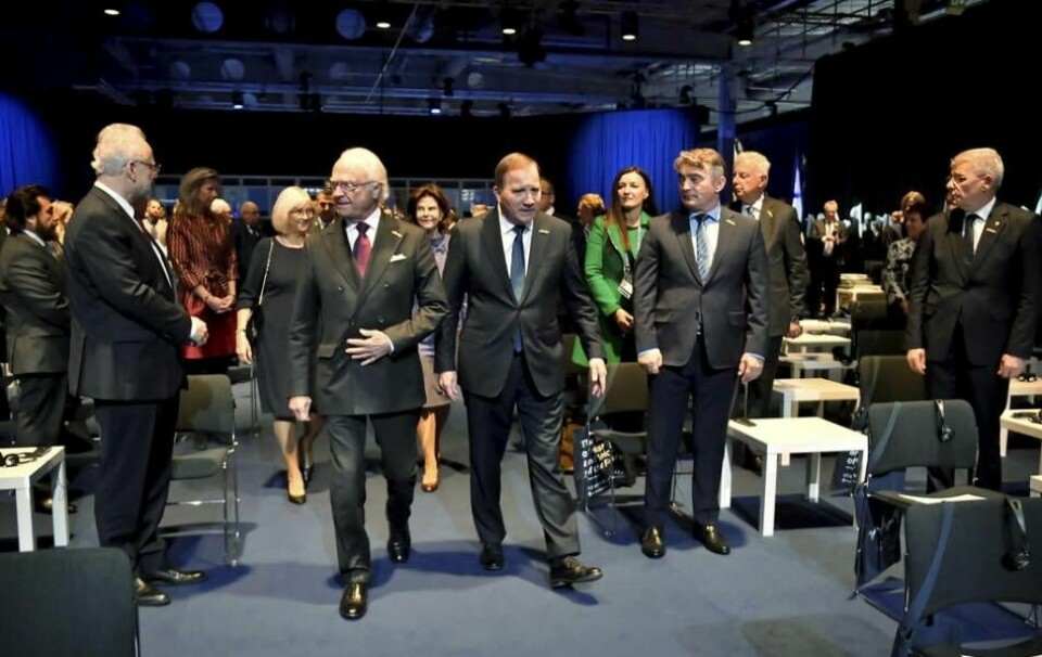 Kung Carl Gustaf, drottning Silvia och statsminister Stefan Löfven var tre av deltagarna på onsdagens stora konferens om antisemitism i Malmö.