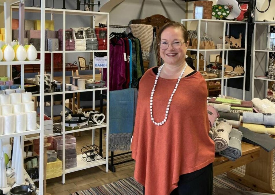 I dag driver Lena Maria en butik i Jönköping. Hon tar sig ständigt an nya utmaningar och tycker att det är roligt att hela tiden kunna upptäcka mer i livet. Foto: Carolina Carpvik