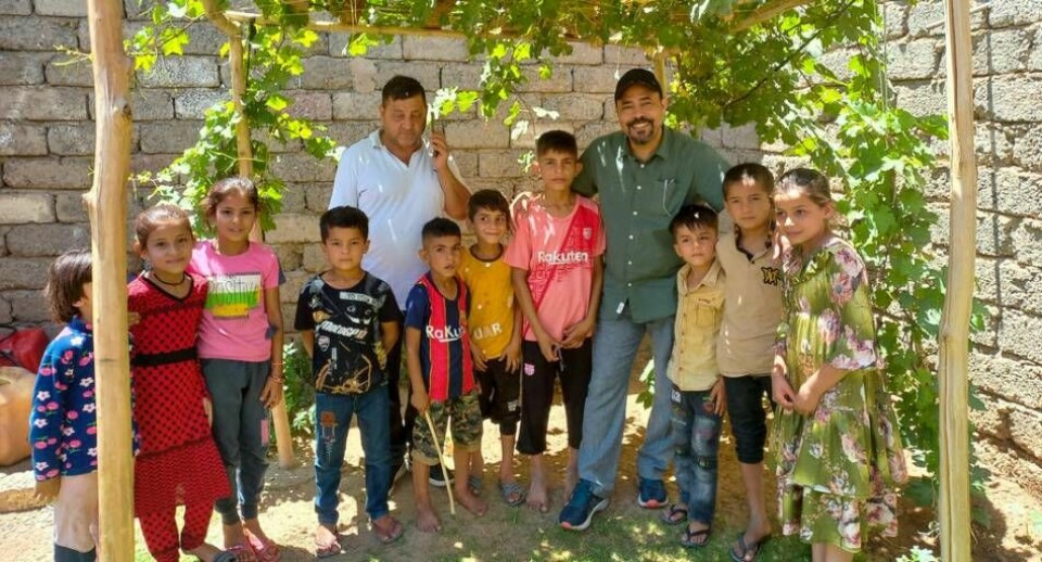 Pastor Merzek Botros och Global gemenskap har nyligen besökt flyktingläger och kristna byar i Irak. I Mosul förbereder man för att kristna som fördrivits av IS på sikt ska våga återvända. Foto: Privat