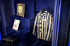 STOCKHOLM 20220616 Överlevande från Förintelsen och deras familjer var hedersgäster vid Invigningsceremonin för Sveriges Museum om förintelsen i Stockholm på torsdagen.Bilden: En miniutställning med ett urval av museets nyinrättade samlingar.Foto Anders Wiklund / TT / kod 10040